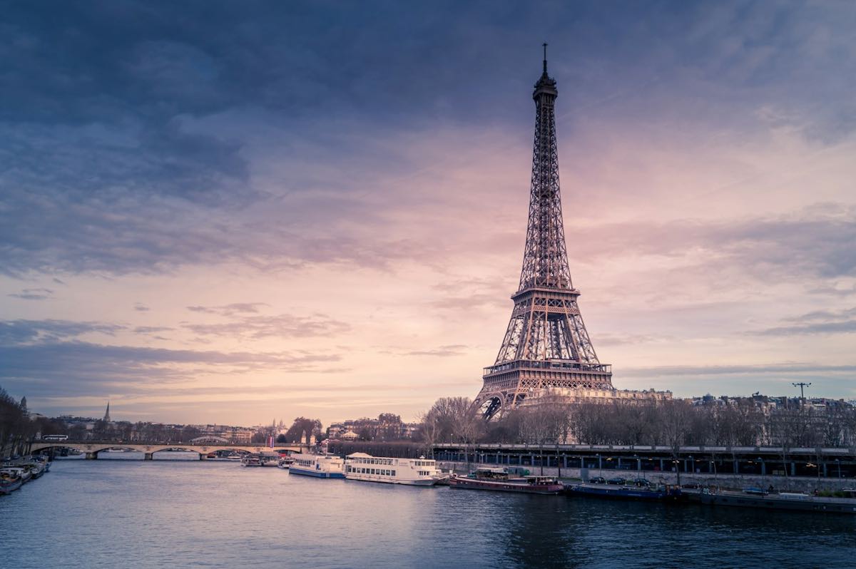 Tours Europa